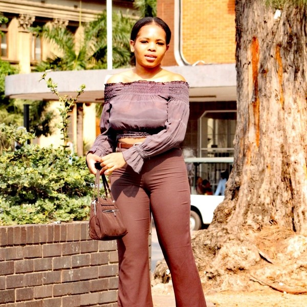 Sizakele Masia - English tutor - 