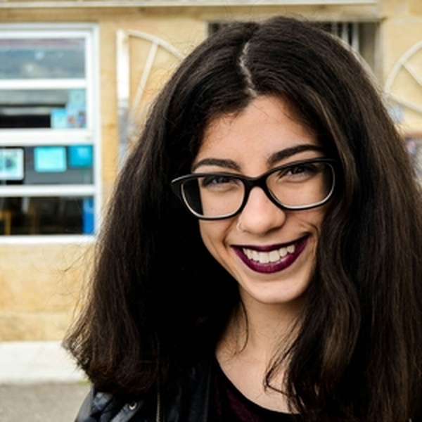 Estefanía - Profesor de lenguaje y comunicación - Vigo