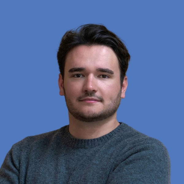 Louis - Prof de droit civil - Paris