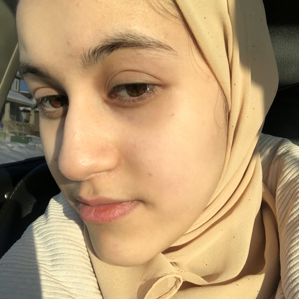 Daniaa - English speaking tutor - Winnipeg