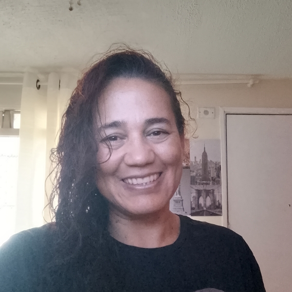 Márcia - Prof de compreensão oral - inglês - Mogi das Cruzes