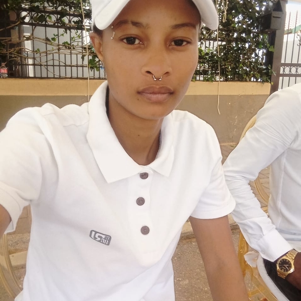Nompi - English tutor - Bloemfontein