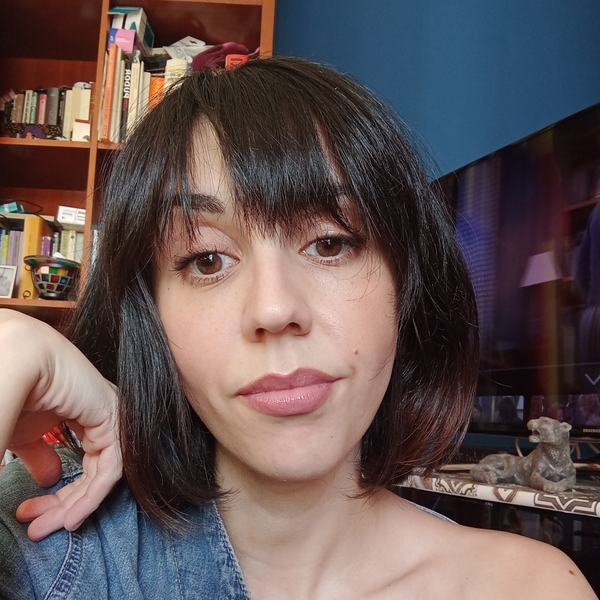 Lara - Profe de geografía - Verín