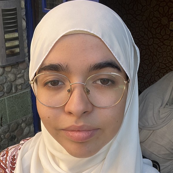 Yasmine - Prof de maths - Pessac