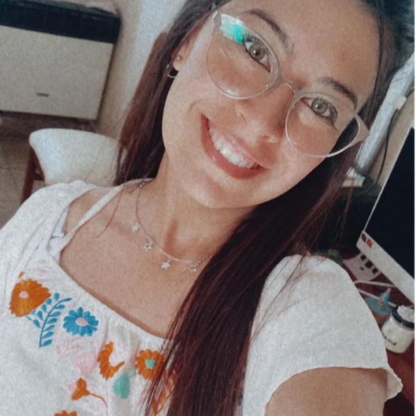 Maria victoria - profesor de matemáticas - Córdoba