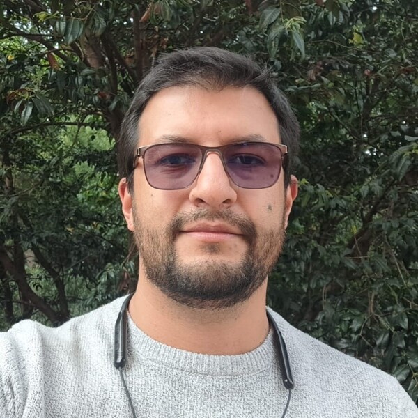 Fabián - Profesor de física - Bogotá