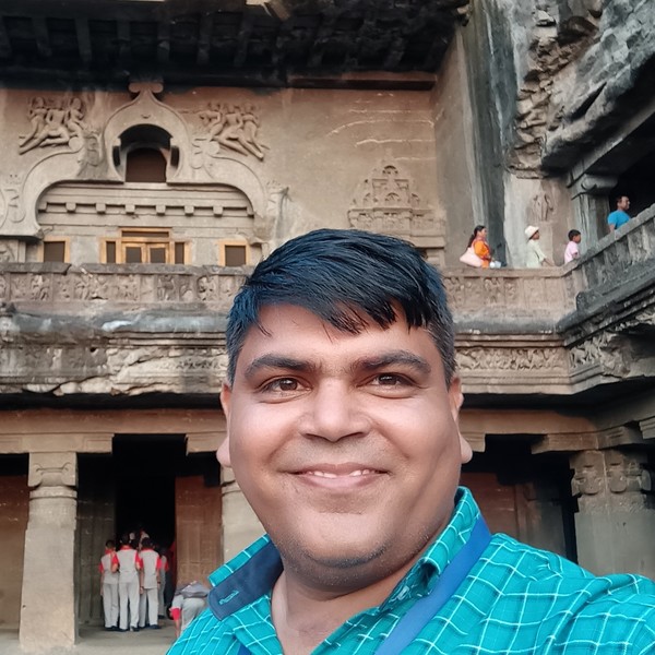 Ravinder Ahmednagar, I'm post graduate teacher. I Love to teach