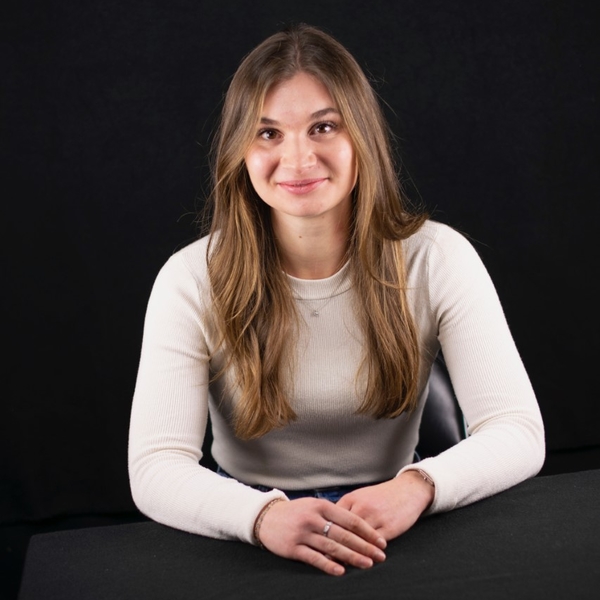 Jeanne - Prof d'aide aux devoirs - Dijon