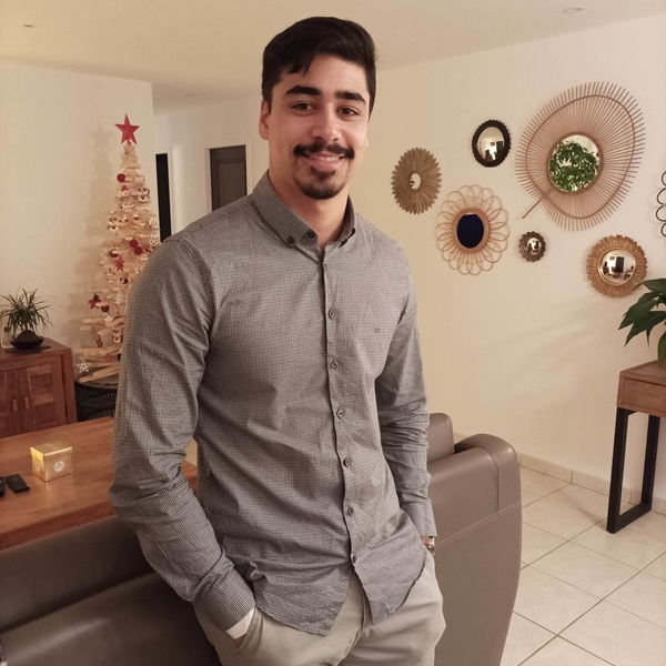 Nicolas - Prof de maths - La Celle-sous-Gouzon