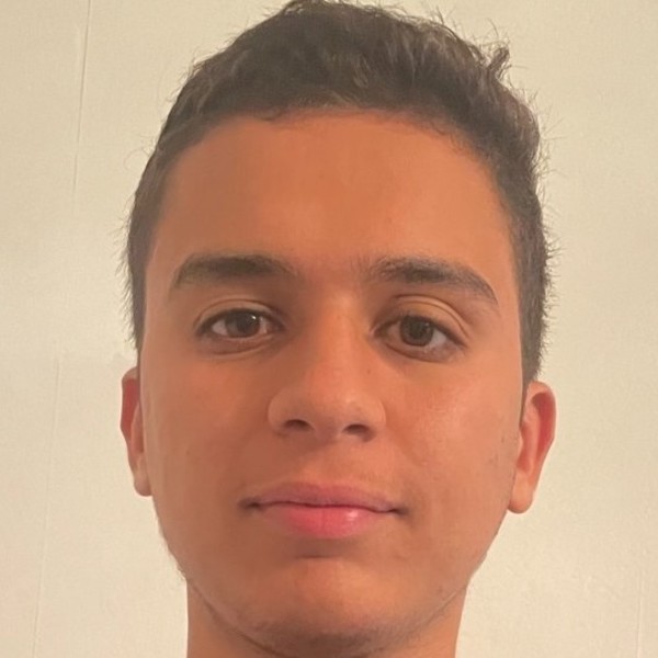 Rachid - Prof de ressources humaines et communication - Paris 4e