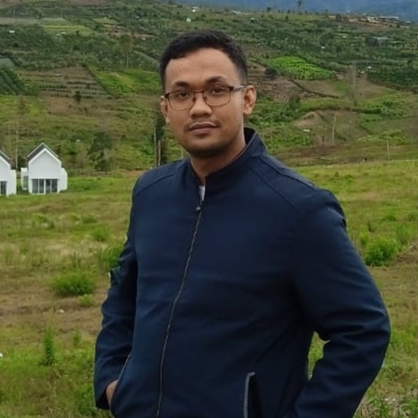 Fajar - GMAT instructor - Hudson