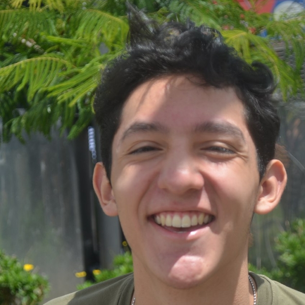 Daniel - profesor de inglés - Cartago