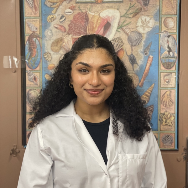 Dawn - Biology tutor - New York