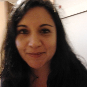 ALEJANDRA MARIELLA - Profesor de historia - Santiago
