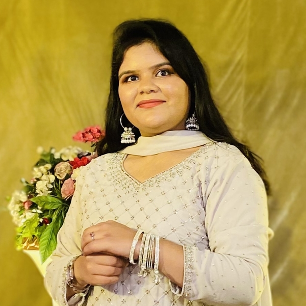 FANIZA - English tutor - Patiala