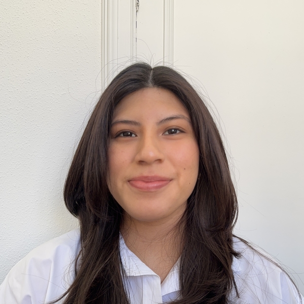 Micaela Valencia,Provincia de Valencia Me presento como profesora de inglés altamente