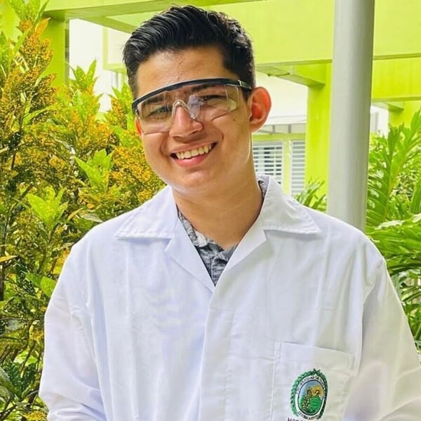 Caleth - Profe de química - Mercedes