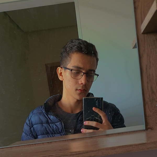 Gustavo - Professor de história - Avaré