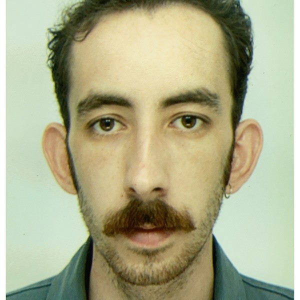 Maxime - Prof de design - Paris 18e