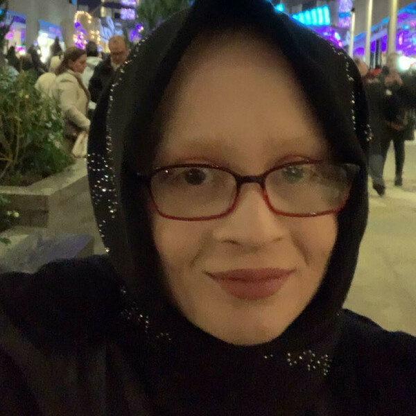 Aroobah - Maths tutor - Albany
