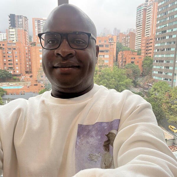 Olegario - profesor de francés - Medellín