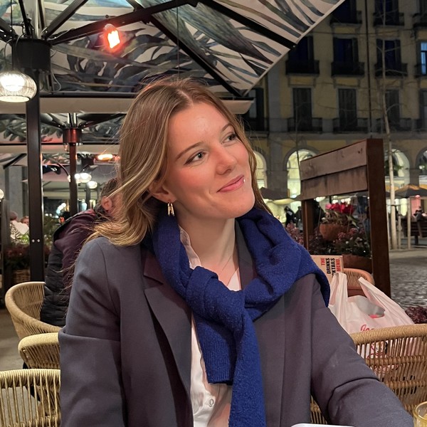 Anaïs - Prof d'anglais - Villeneuve-lès-Avignon