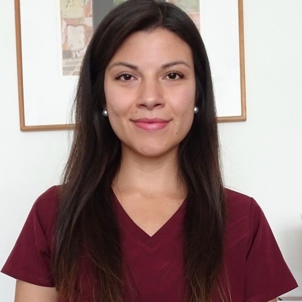 Valeria Alejandra - profesor de química - Iquique
