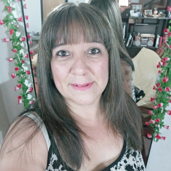 Karina - profesor de matemáticas - Berazategui