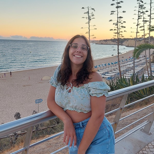 Inês - Professor de ciências naturais - Lisboa