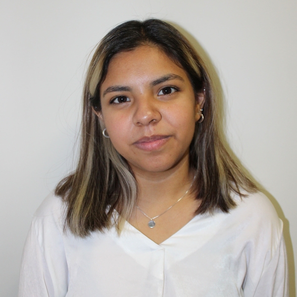 Regina - tutor de tareas - Arequipa