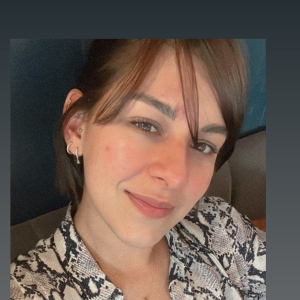 Rebeca - profesor de derecho civil - Del Valle Norte