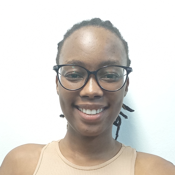 Siphokazi Mihlali - English tutor - Gqeberha