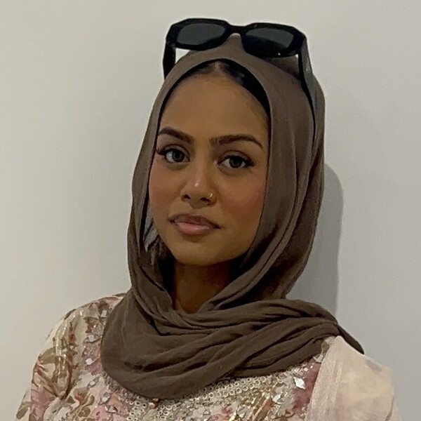 Anisha - 7 plus tutor - 