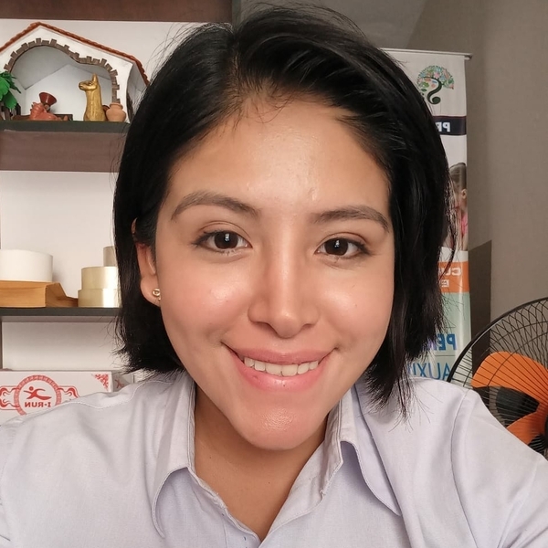 Mayrena F - Profe de vocabulario - español para extranjeros - Moquegua