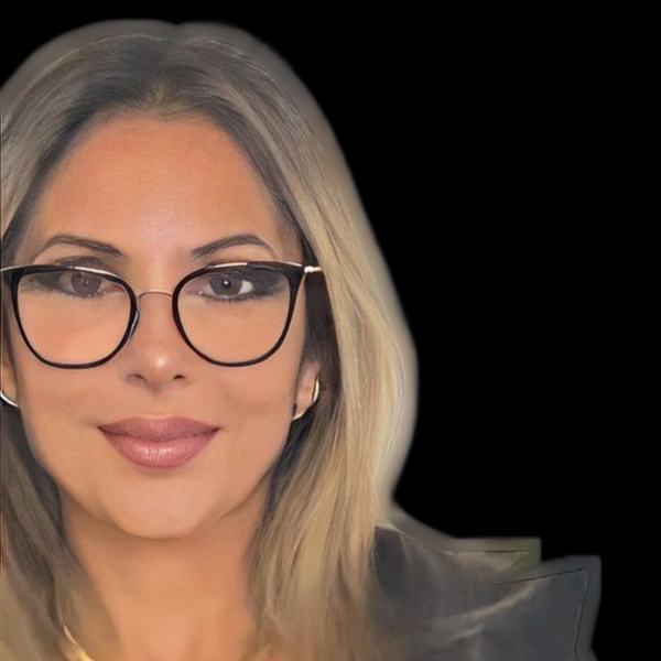 Silvia Aline - Professor de história da moda - Porto Alegre