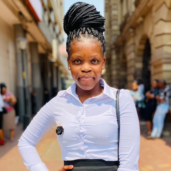 Nofezile - English tutor - Durban