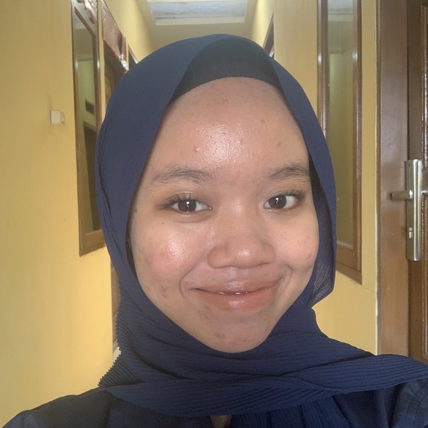 Shafirany - Guru bahasa inggris - Bandung