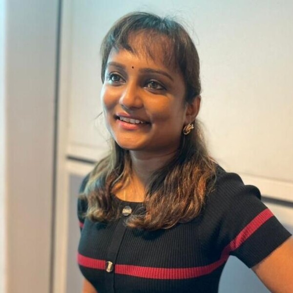 Ushananthini - Maths tutor - Seremban