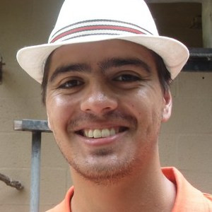 Hugo - Prof de biologie - Paris