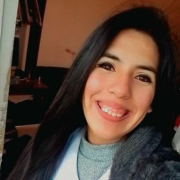Carla - Profesor ciencias sociales - Mar del Plata