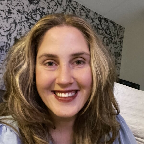 Amber - English tutor - Forest