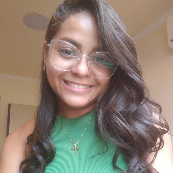 Bianca - Professor de biologia - Belford Roxo