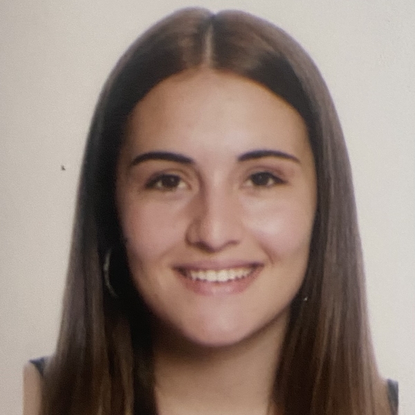 Aida - Profe de inglés - Porqueres