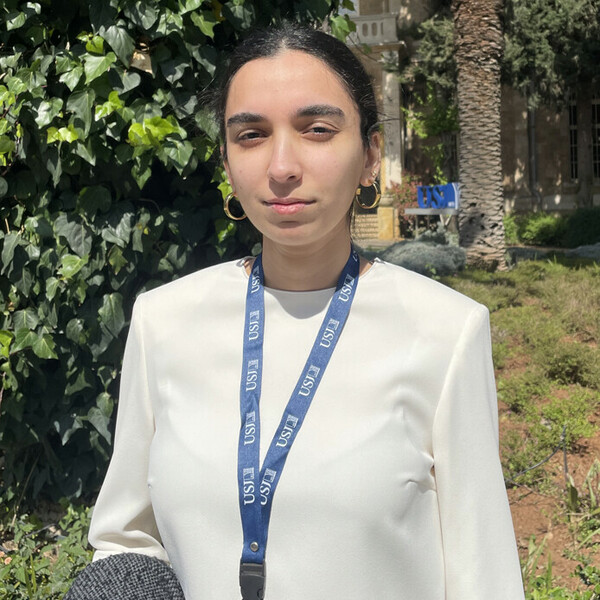 Jessica - Health and social care tutor - San Antonio