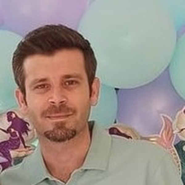 Okan - Matematik öğretmeni - Ankara