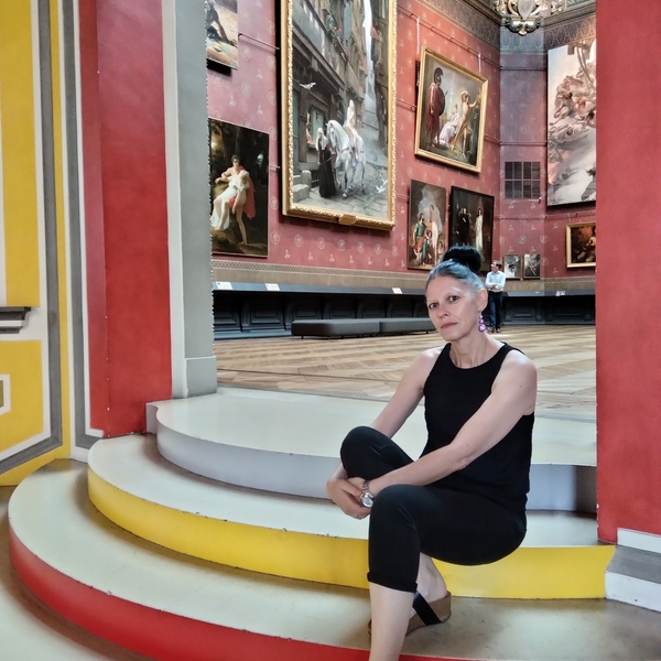 BARBARA - Prof d'histoire de l'art - Quimper