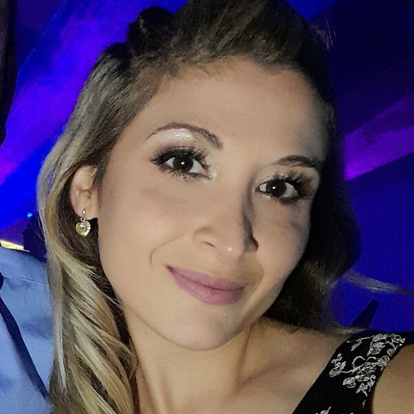 Romina Paola - Profe de francés - Lanús