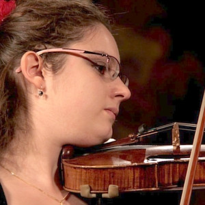 Lise - Prof de violon - Trazegnies