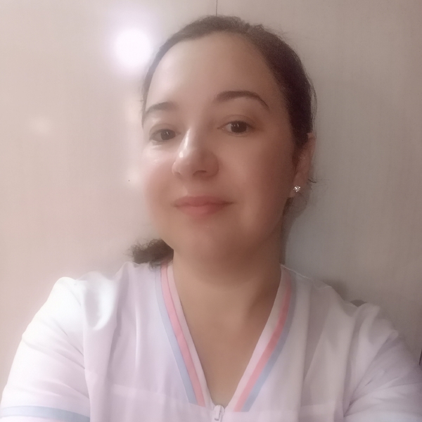Johanna - profesor de ciencias - Frías