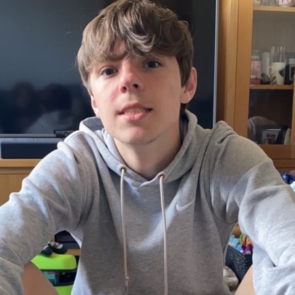 Dan - Welsh tutor - Ty'n-y-groes